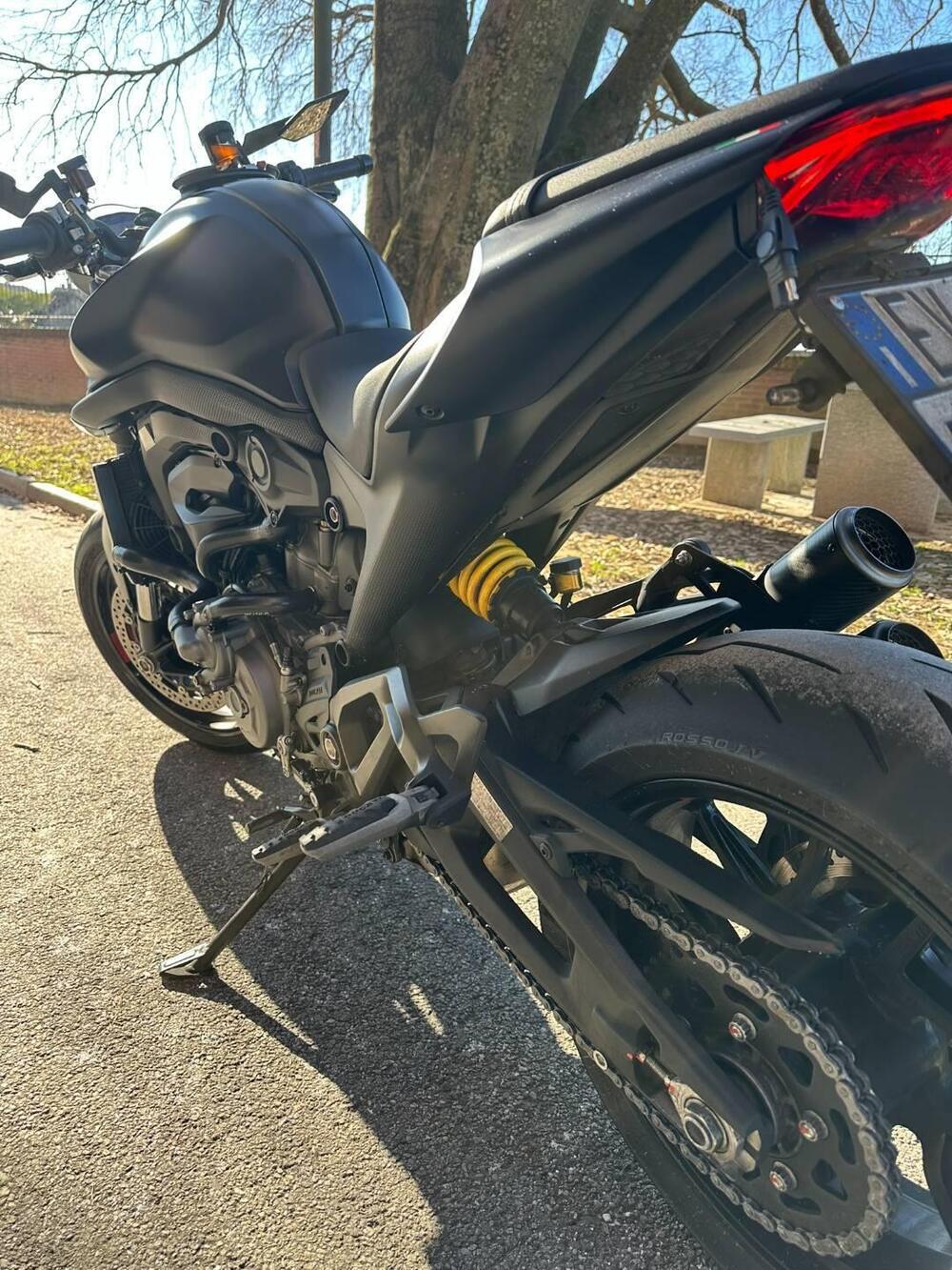 Ducati Monster 937 + (2021 - 25) (16)