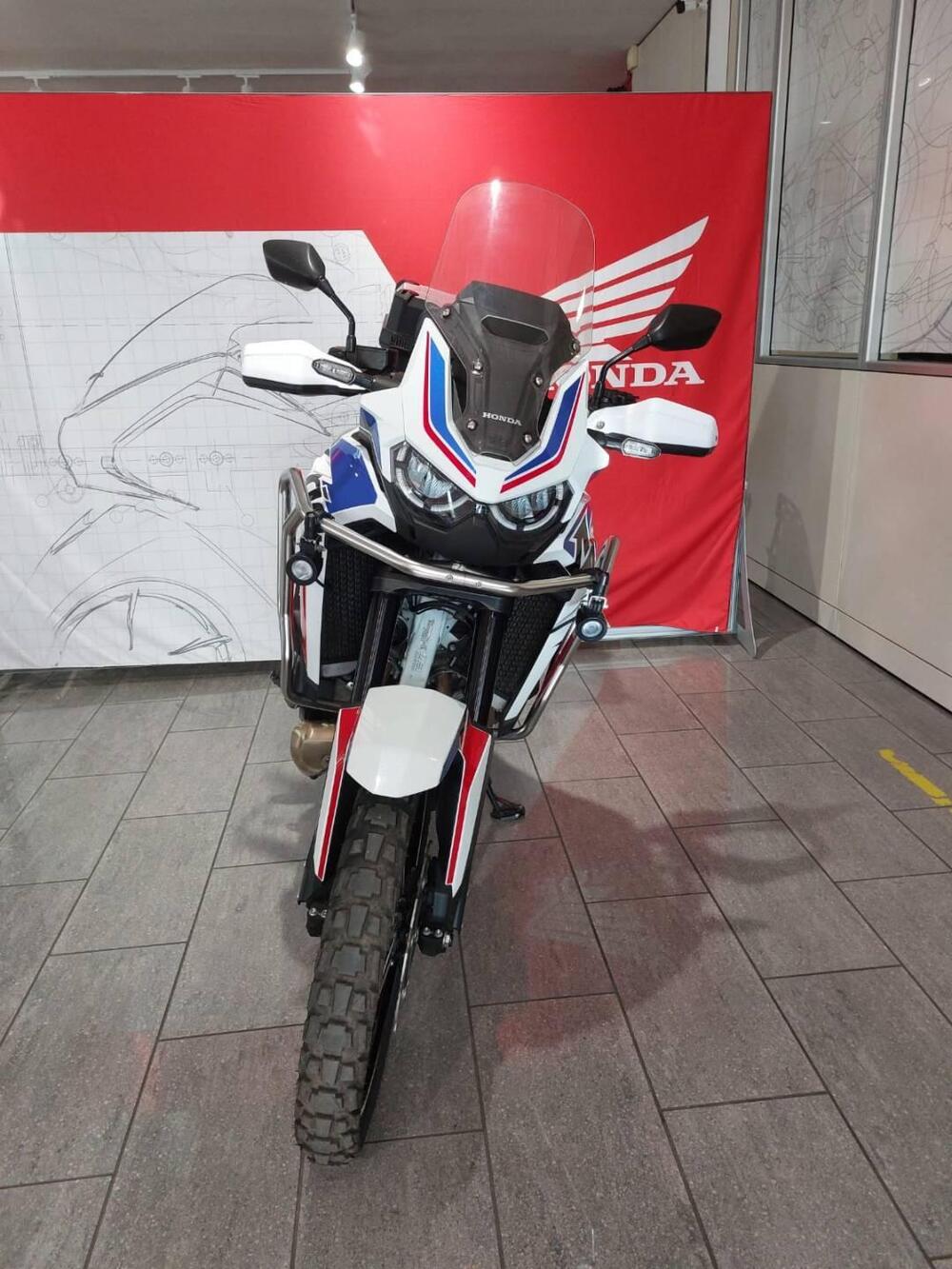 Honda Africa Twin CRF 1100L DCT (2022 - 23) (3)
