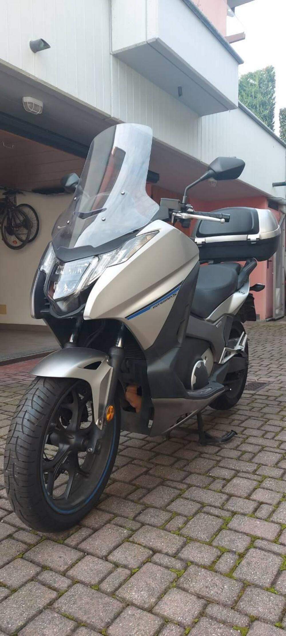 Honda Integra 750 DCT Sport (2017) (3)