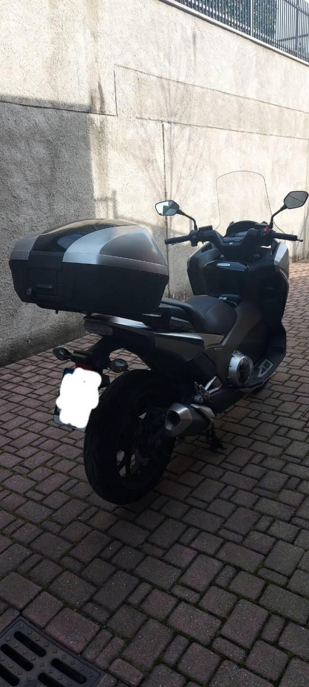 Honda Integra 750 DCT Sport (2017) (5)