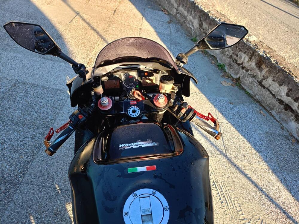 Aprilia RSV 1000 (2000 - 01) (6)