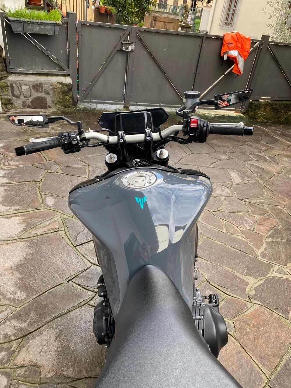 Yamaha MT-09 (2021 - 23) (4)