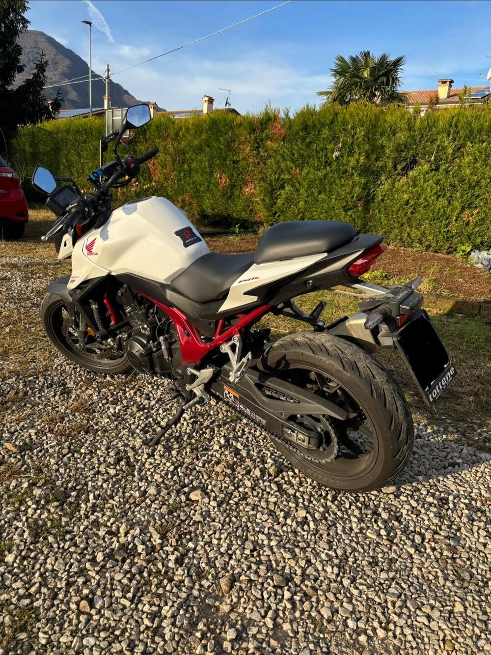 Honda CB 750 Hornet (2023 - 24) (6)