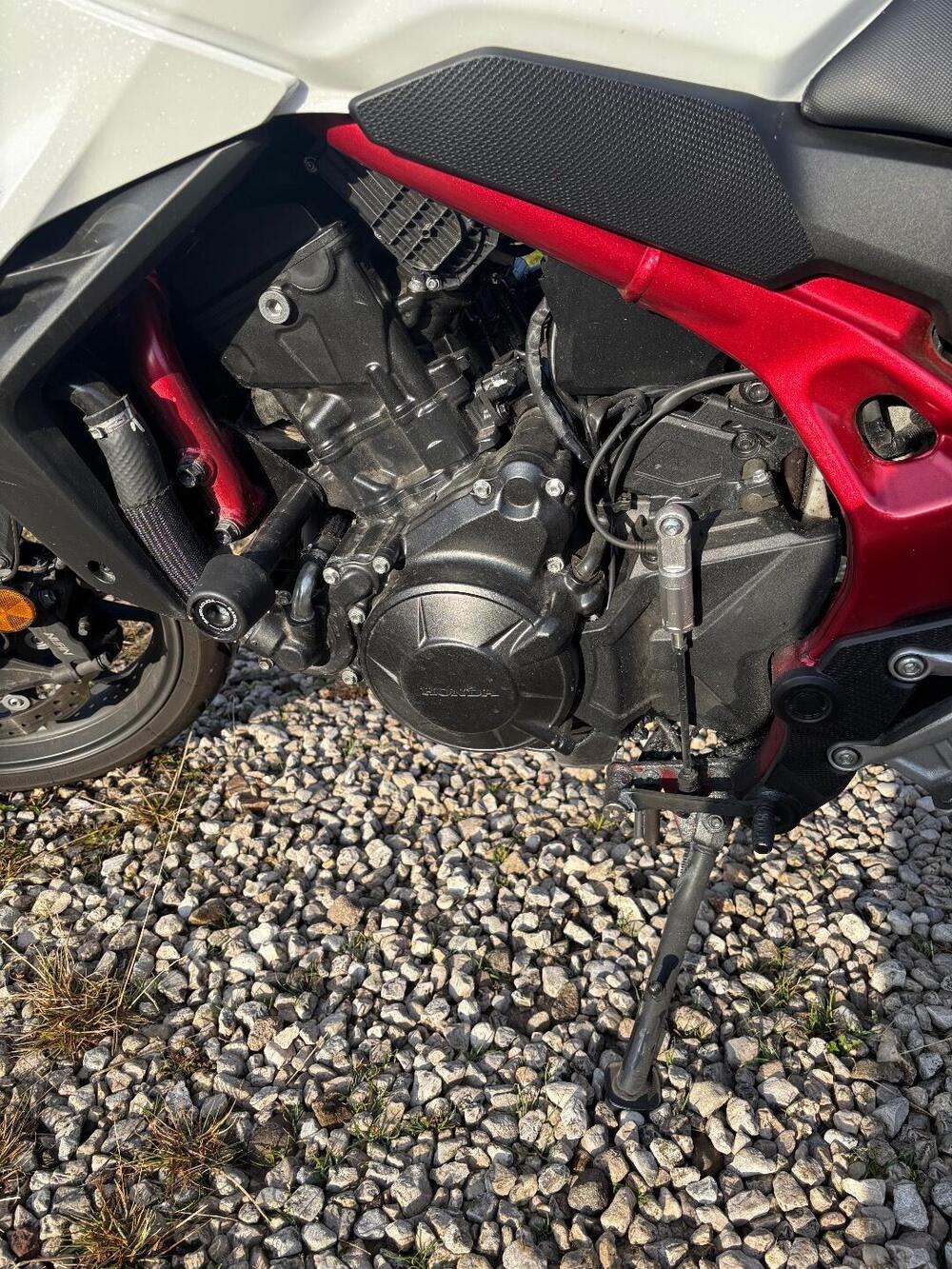 Honda CB 750 Hornet (2023 - 24) (9)