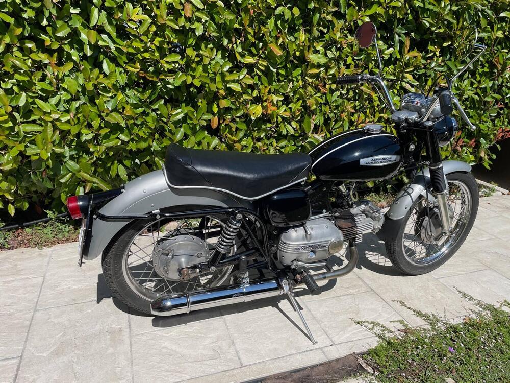 Aermacchi Harley-Davidson Ala Blu 250 (2)