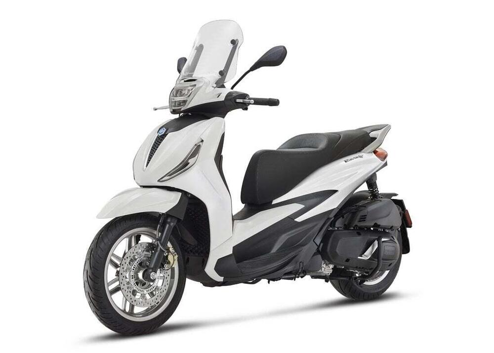 Piaggio Beverly 400 (2025 - 26) (4)