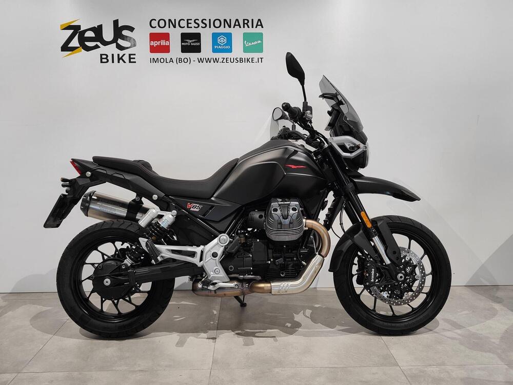 Moto Guzzi V85 Strada (2024 - 26) (8)