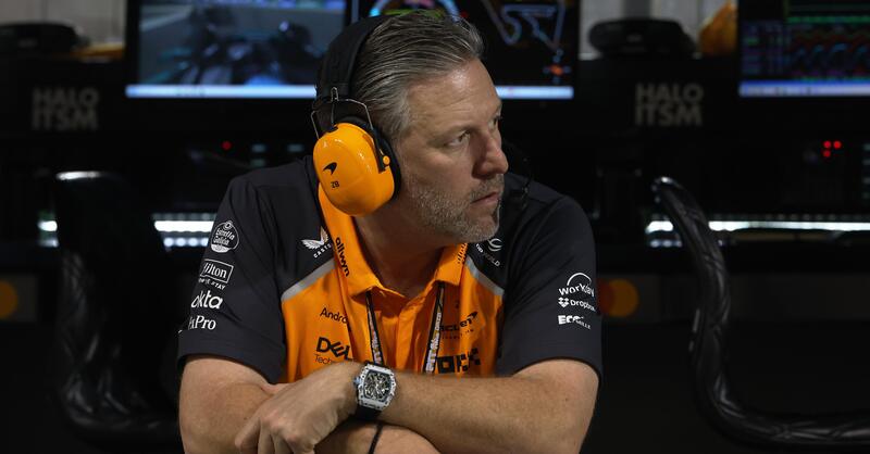 F1. &ldquo;Soliti giochetti politici. &Egrave; tutto legale&rdquo;: Zak Brown punge sulla presunta irregolarit&agrave; del motore Mercedes