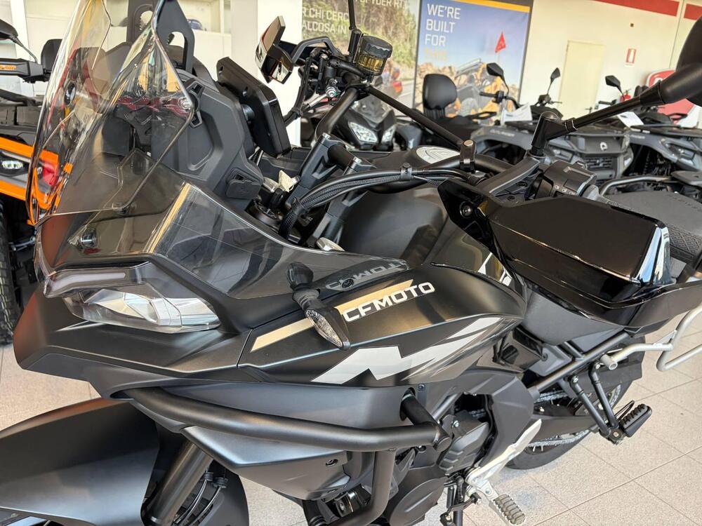 CFMOTO 700MT Adventure (2025 - 26) (13)