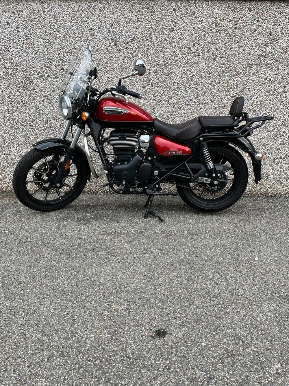 Royal Enfield Meteor 350 (2021 - 26) (2)