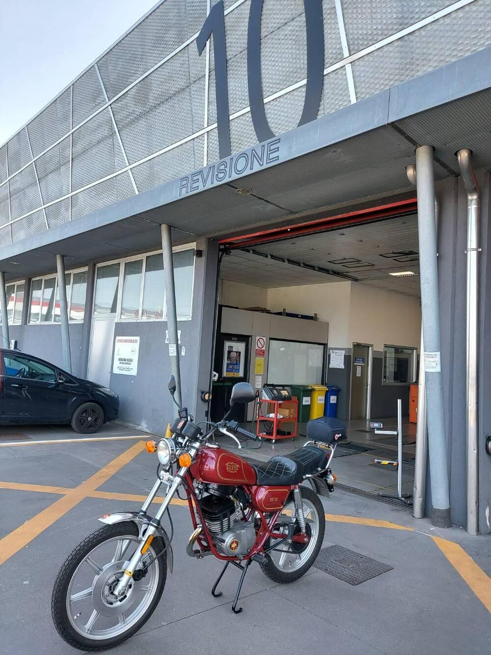 Gilera TG3 - 125 CUSTOM (8)