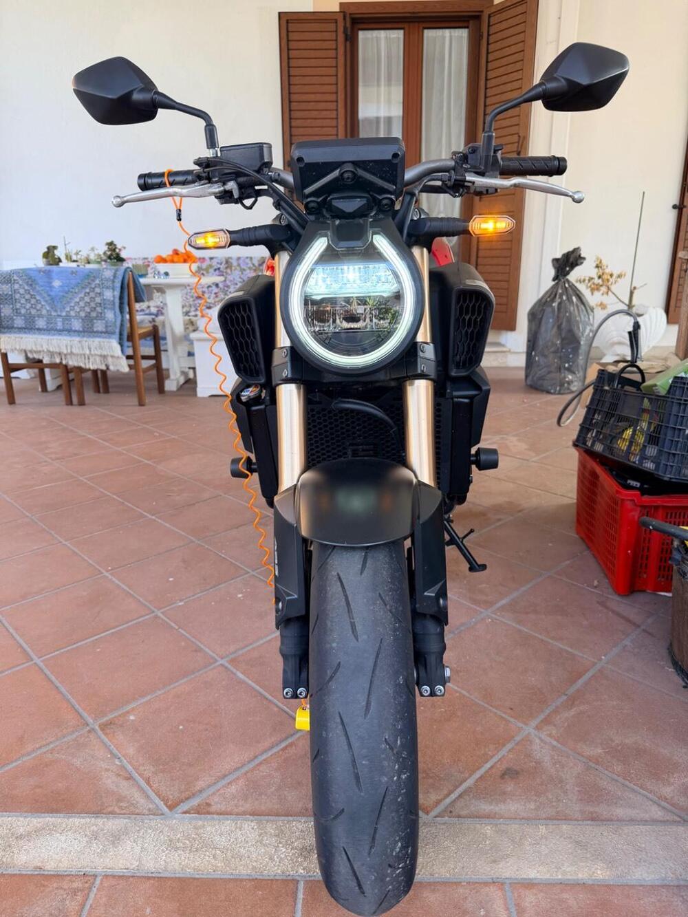 Honda CB 650 R E-Clutch (2024 - 26) (2)