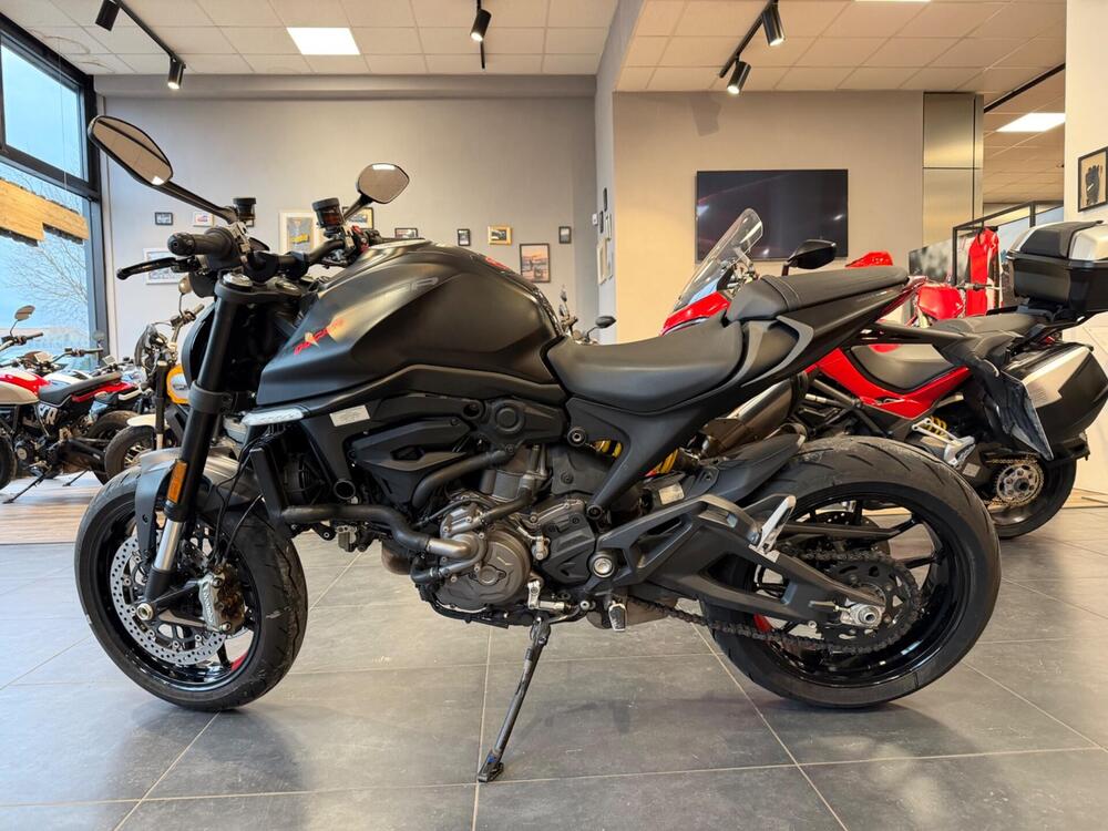 Ducati Monster 937 + (2021 - 25) (2)