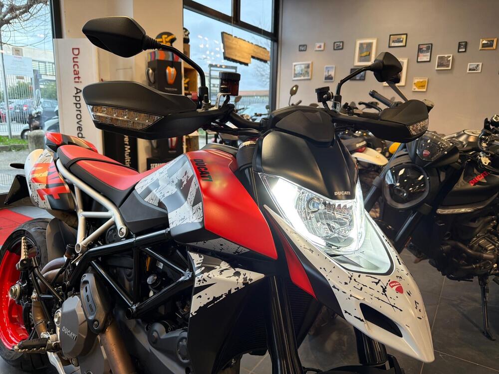 Ducati Hypermotard 950 RVE (2022 - 25) (7)