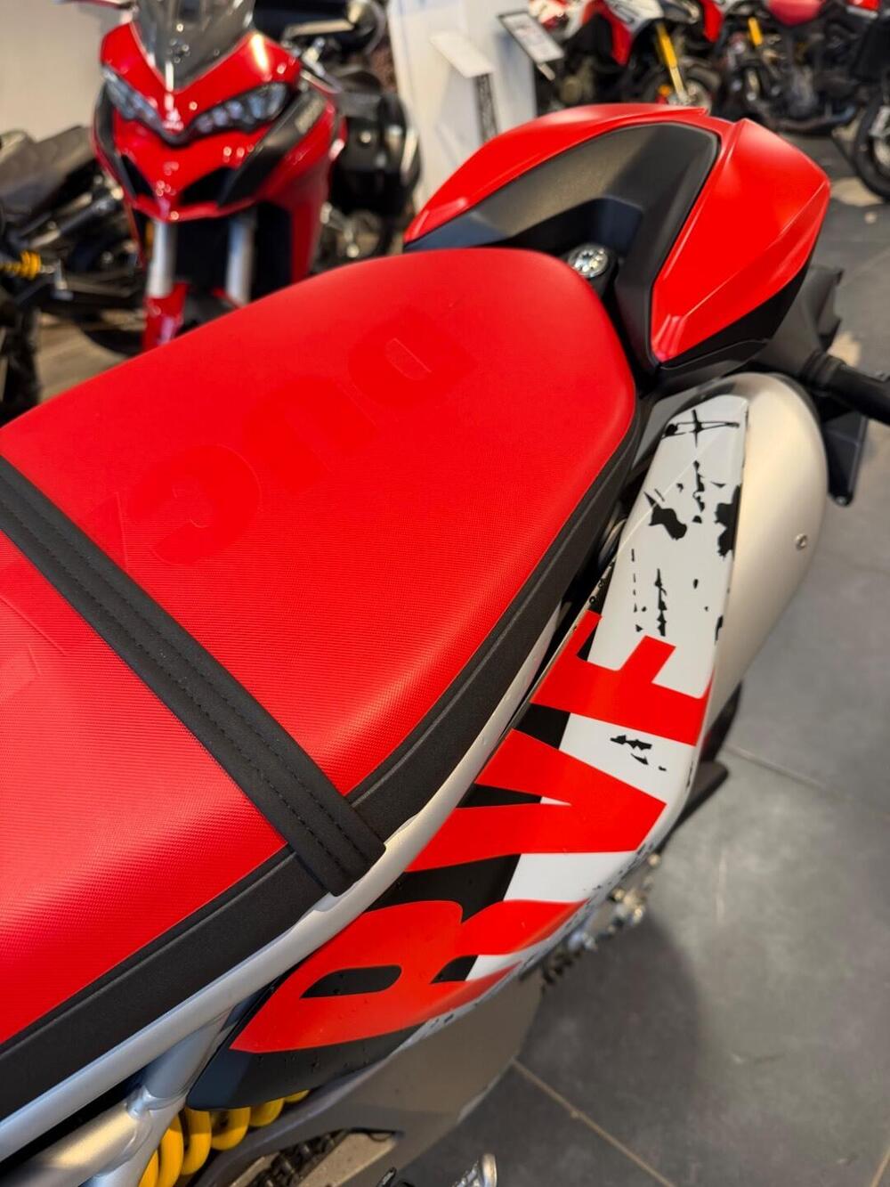 Ducati Hypermotard 950 RVE (2022 - 25) (18)