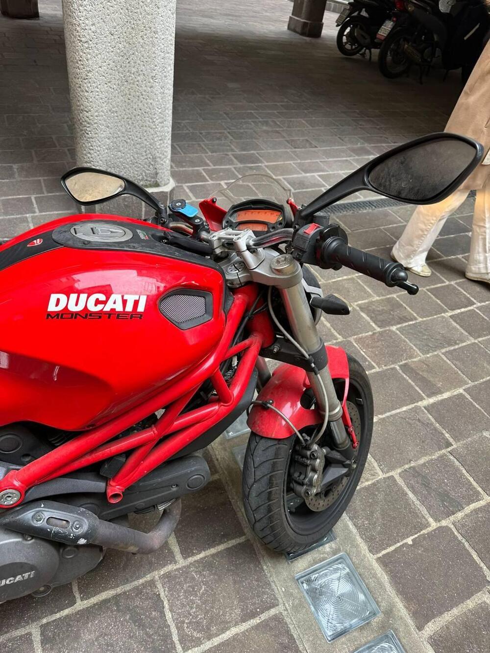 Ducati Monster 696 (2008 - 13) (12)