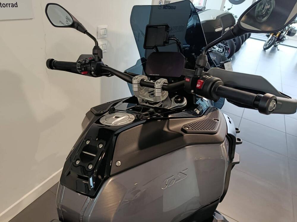 Bmw R 1300 GS Adventure ASA (2025 - 26) (8)