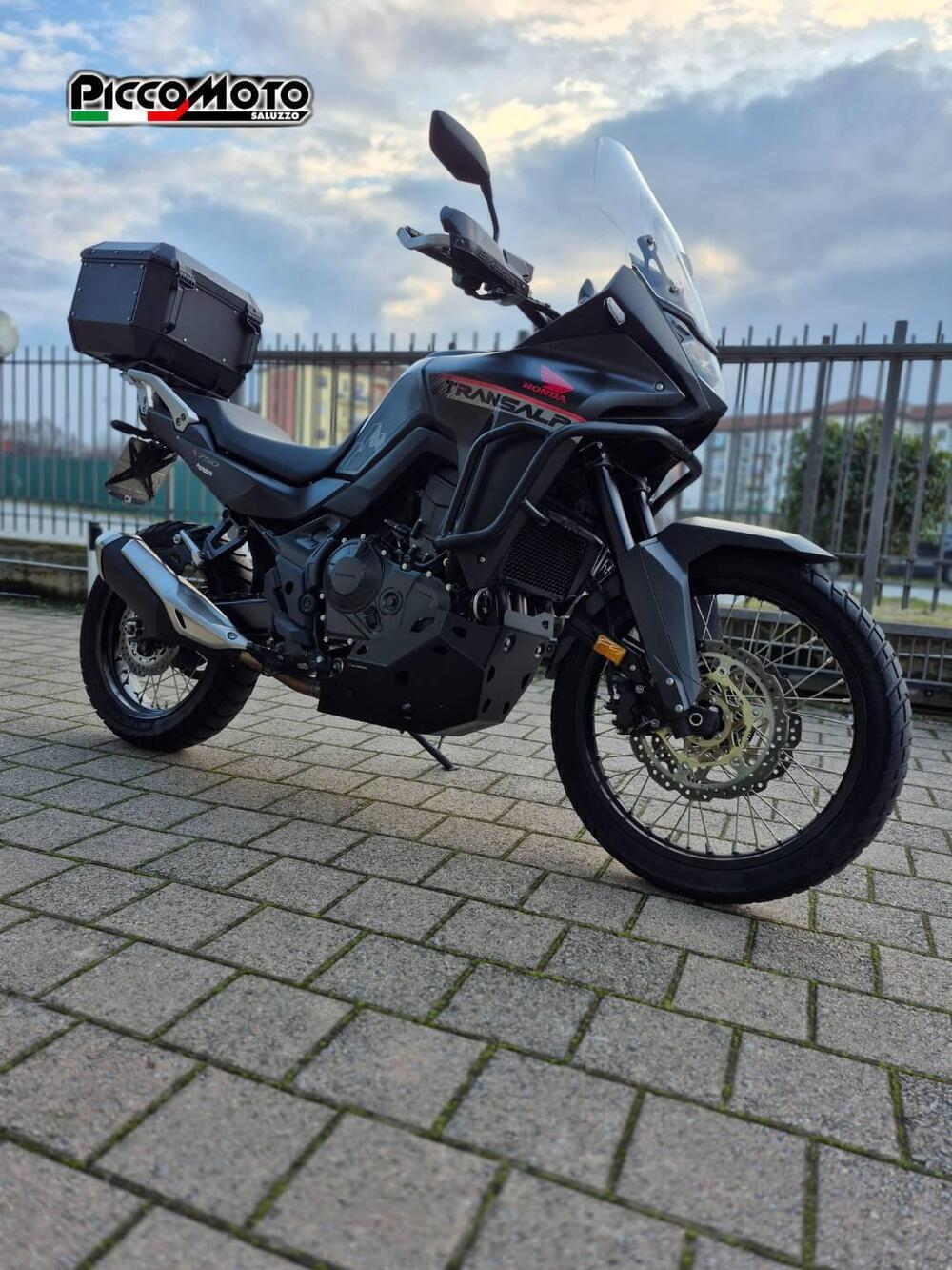 Honda Transalp XL750 (2023 - 24) (4)