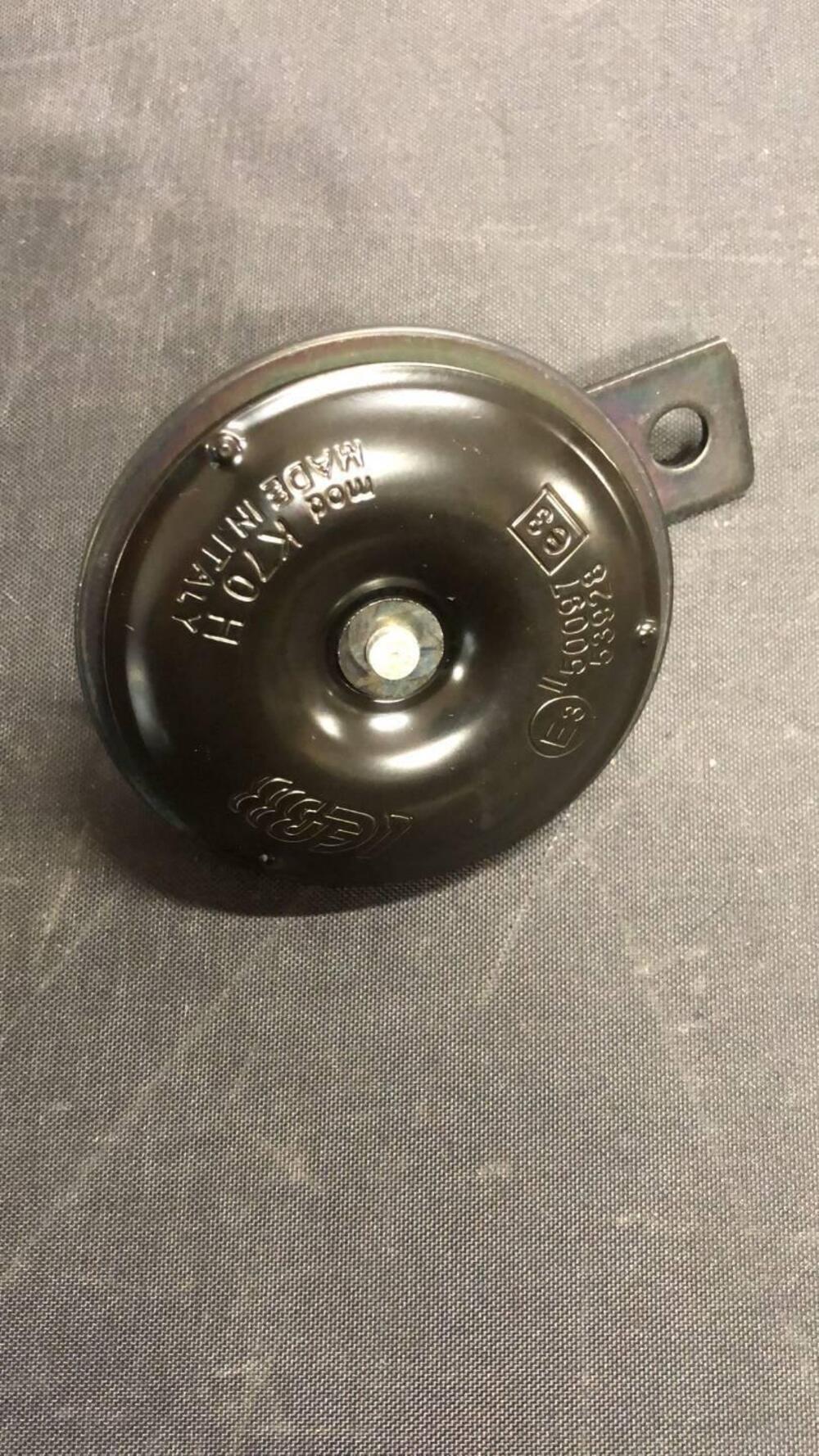 CLAXON PER HONDA CBR 1000 RR-R CODICE 35135MKRDF1