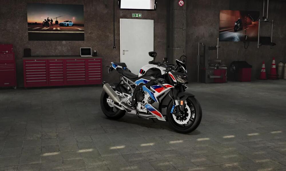 Bmw M 1000 R (2025 - 26) (2)