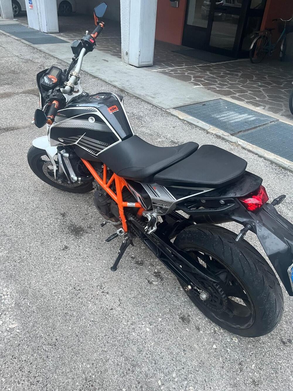 KTM 690 Duke (2012 - 16) (4)