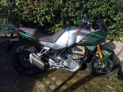 Moto Guzzi V100 Mandello S (2022 - 24) usata
