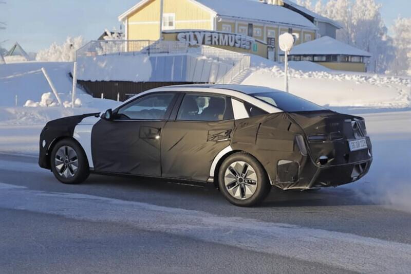 Hyundai Elantra 2026