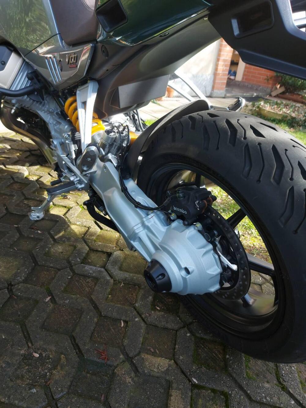 Moto Guzzi V100 Mandello S (2022 - 24) (6)