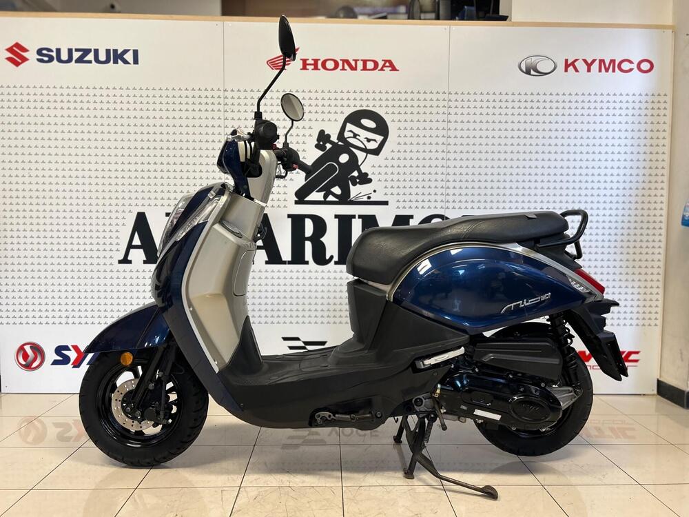 Sym Mio 50 (2021 - 26) (4)