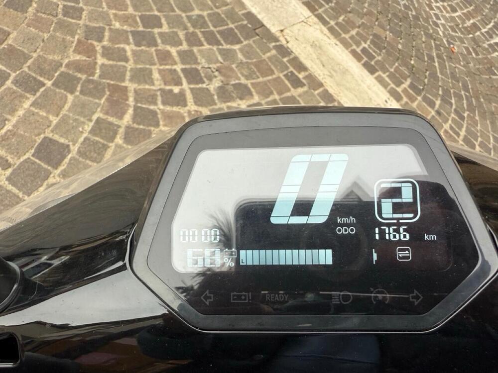 Super Soco Cux (2019 - 24) (4)