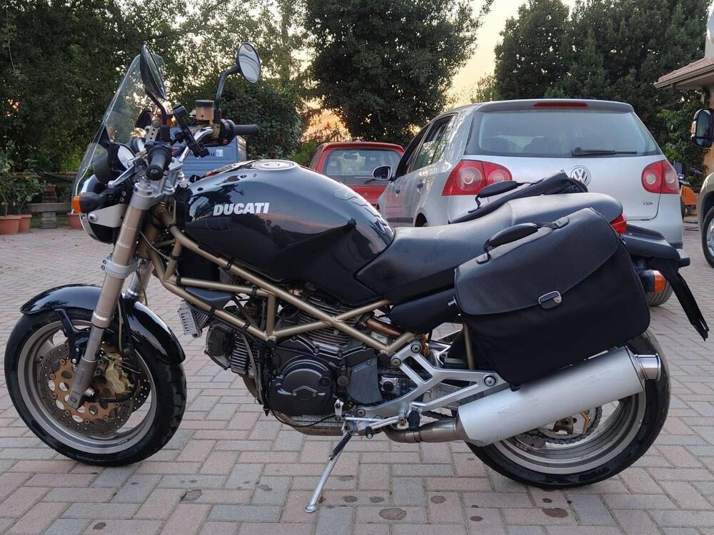 Ducati Monster 900 City Dark (1999 - 02) (3)