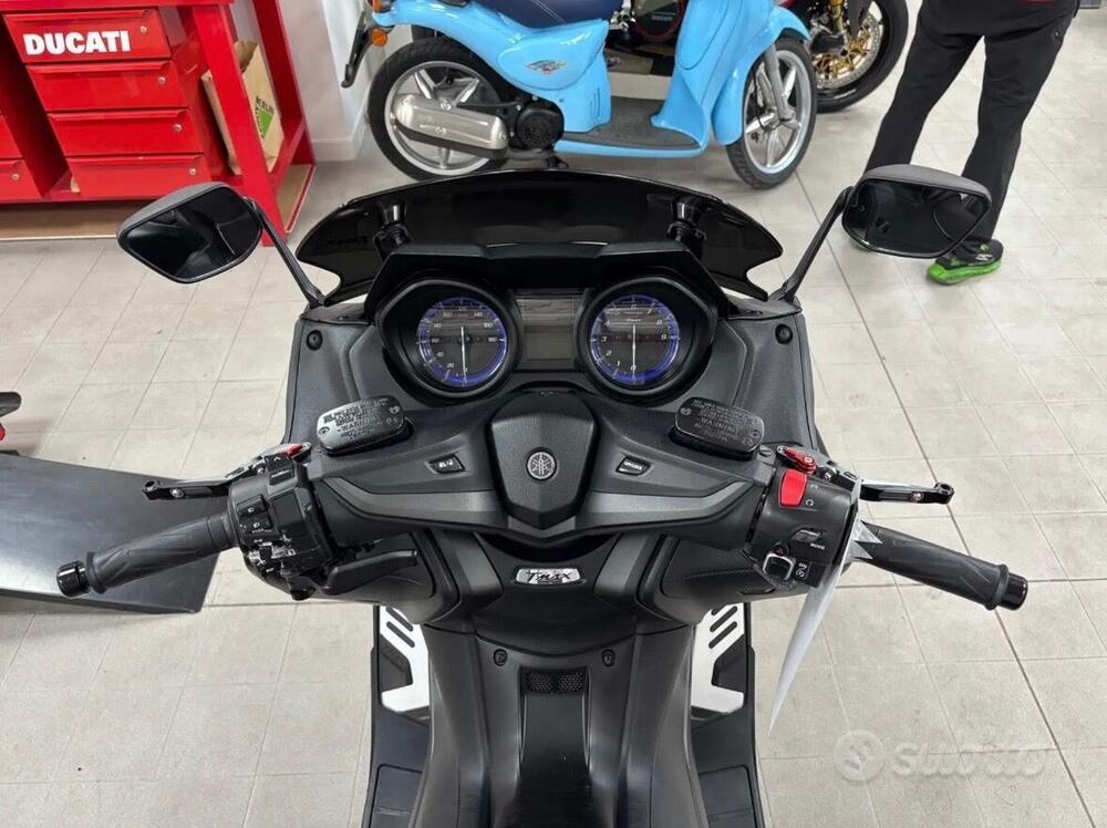 Yamaha T-Max 560 (2020 - 21) (5)