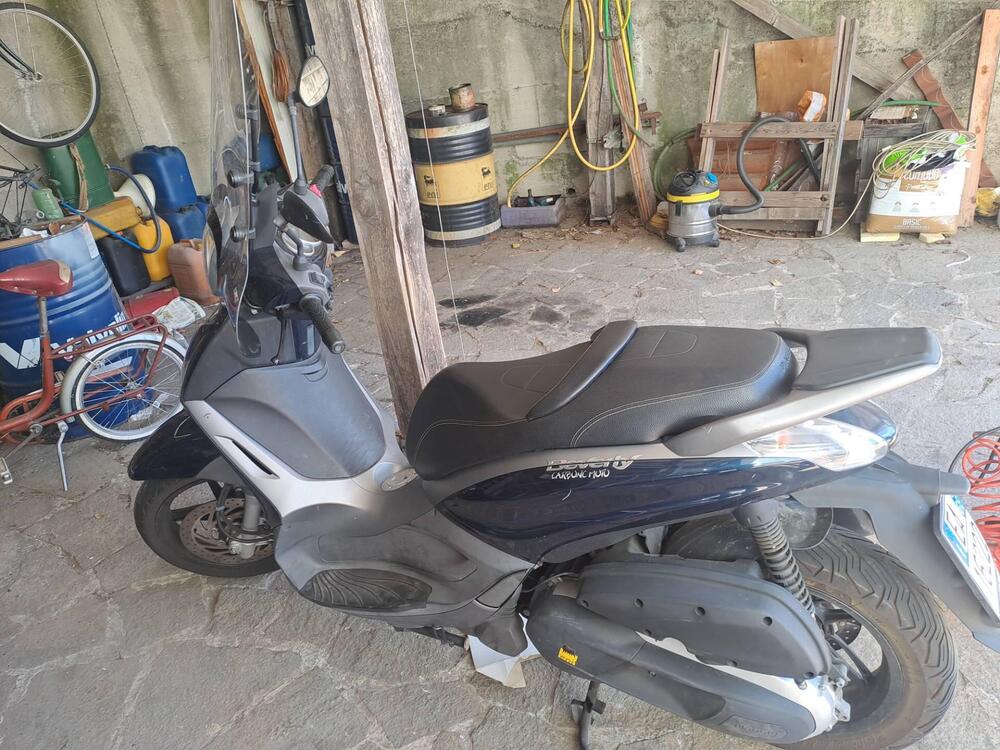 Piaggio Beverly 350 SportTouring ie (2011 - 15)