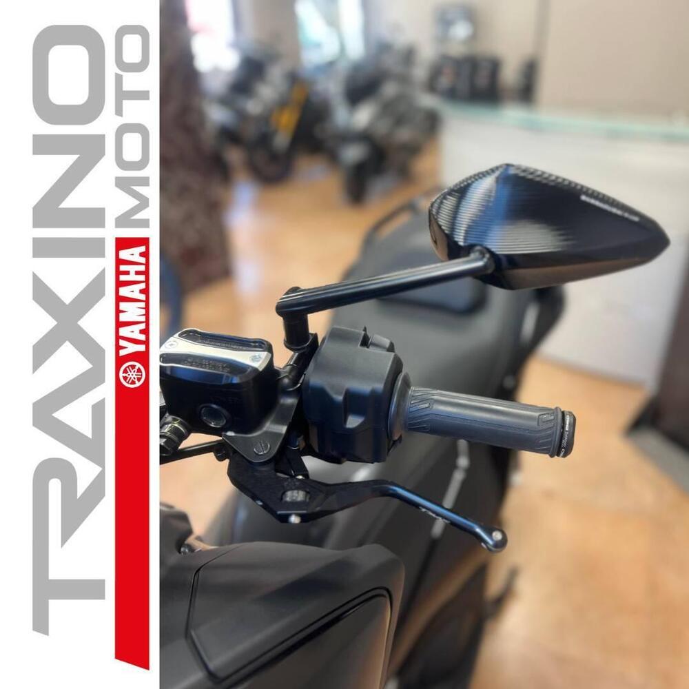 Yamaha T-Max 560 (2022 - 24) (8)