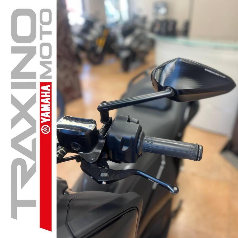 Yamaha T-Max 560 (2022 - 24) (10)