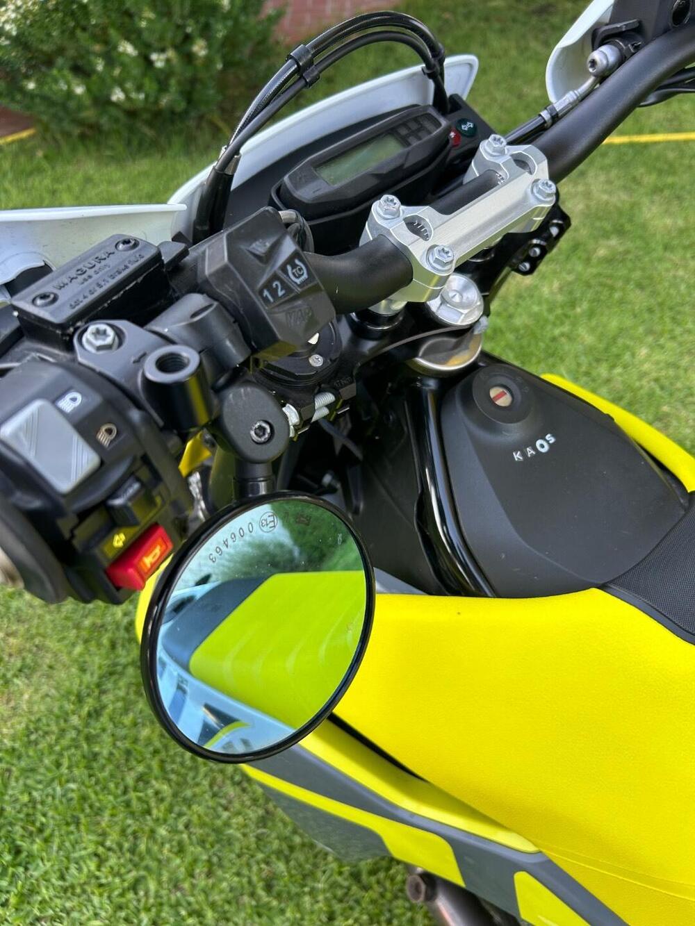 Husqvarna 701 Supermoto (2023 - 25) (8)