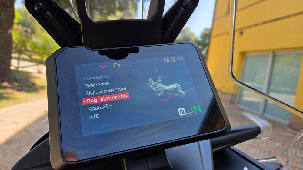 KTM 890 Adventure (2023 - 26) (9)