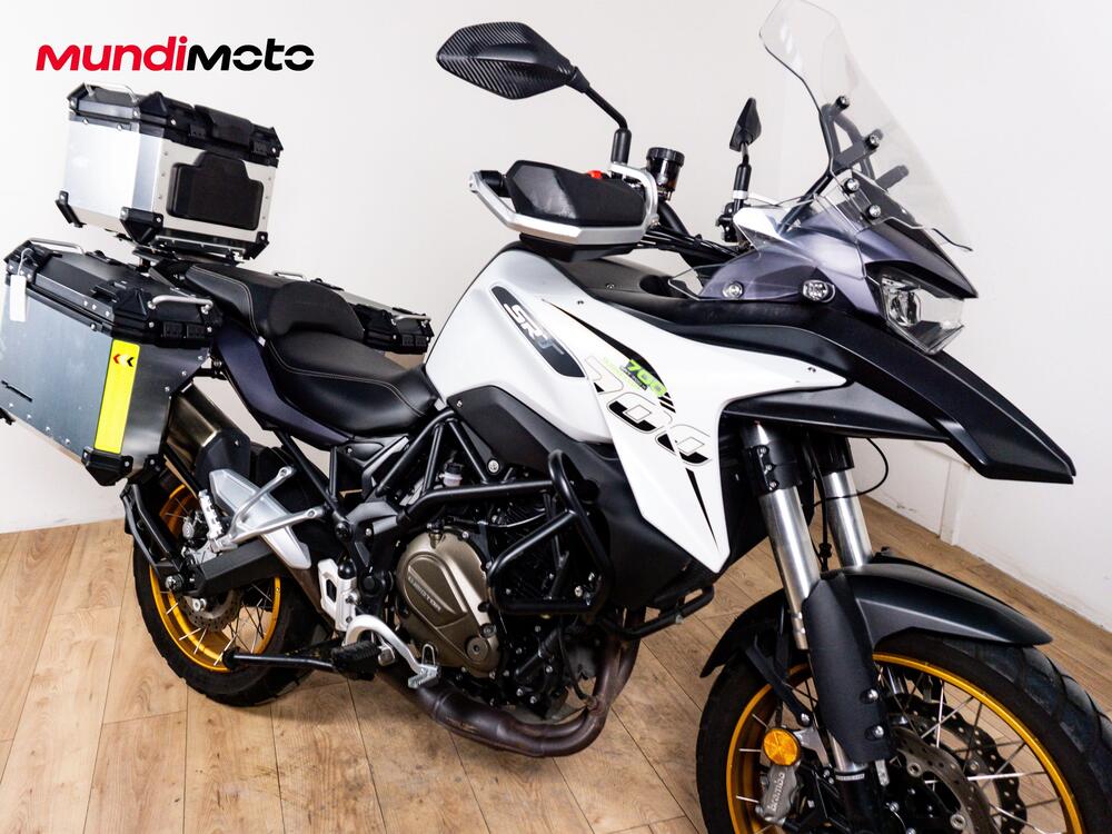 QJ Motor SRT 700 X (2024 - 25) (2)