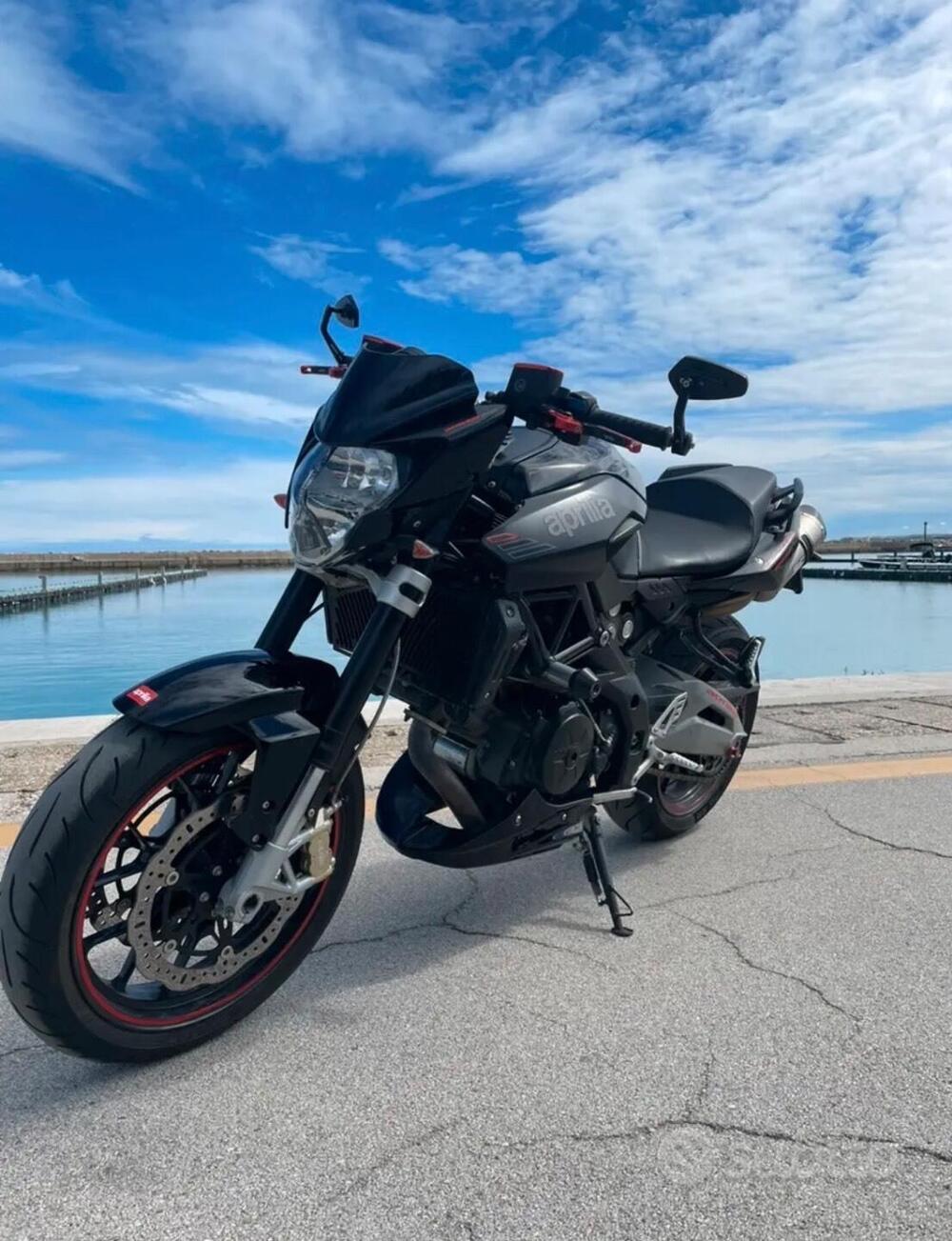 Aprilia Shiver 750 (2010 - 16) (2)