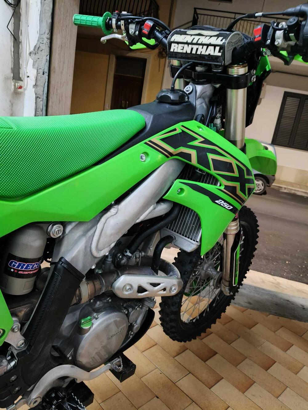 Kawasaki KX 250 F (2021) (5)