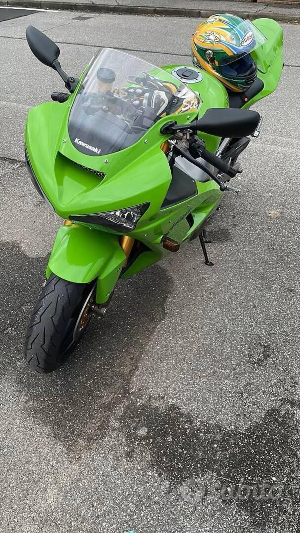 Kawasaki Ninja 636 ZX-6R (2003 - 04) (3)
