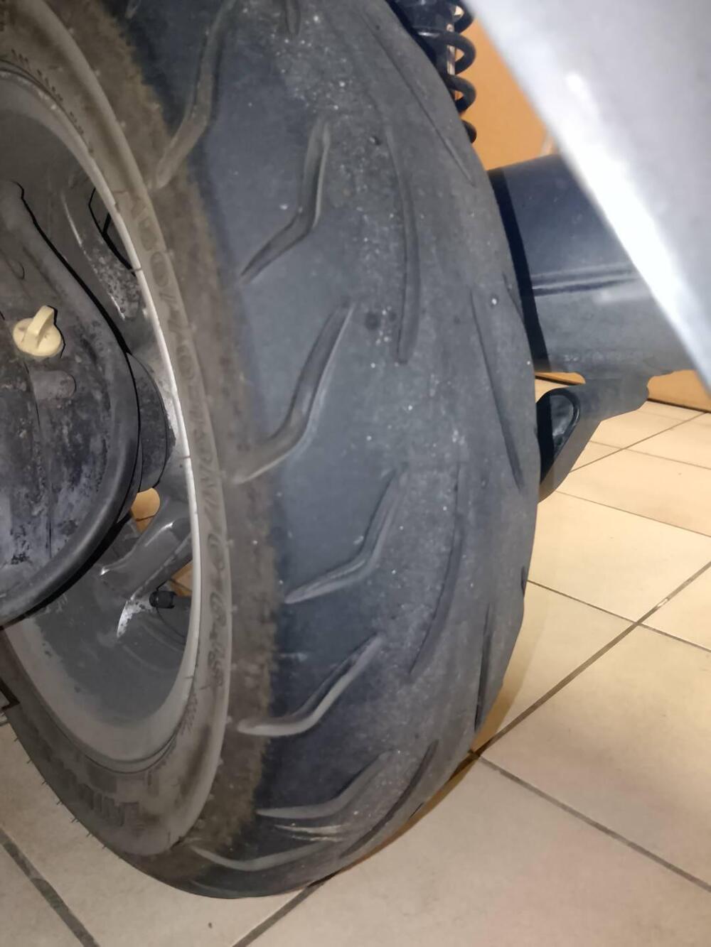 Yamaha Majesty 400 (2004 - 08) (17)