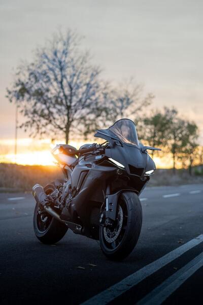 Yamaha YZF R1 (2020 - 25) usata