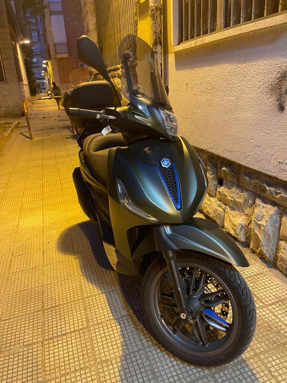 Piaggio Beverly 310 S (2025 - 26) (2)