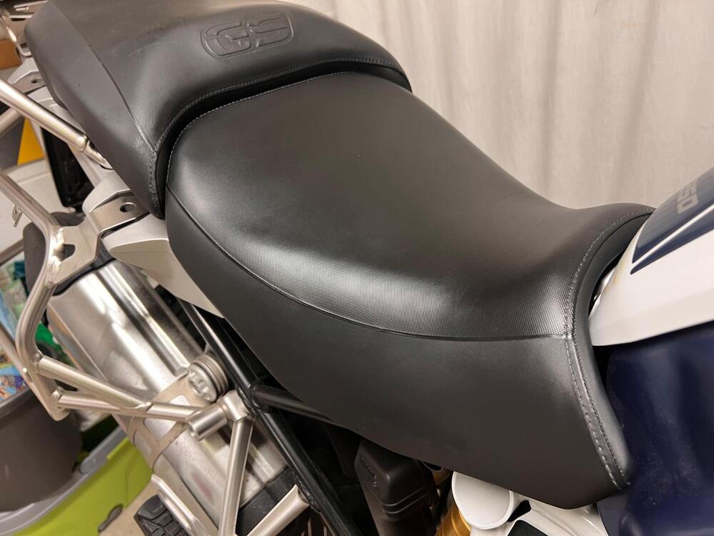Sella moto originale bmw ribassata (10)