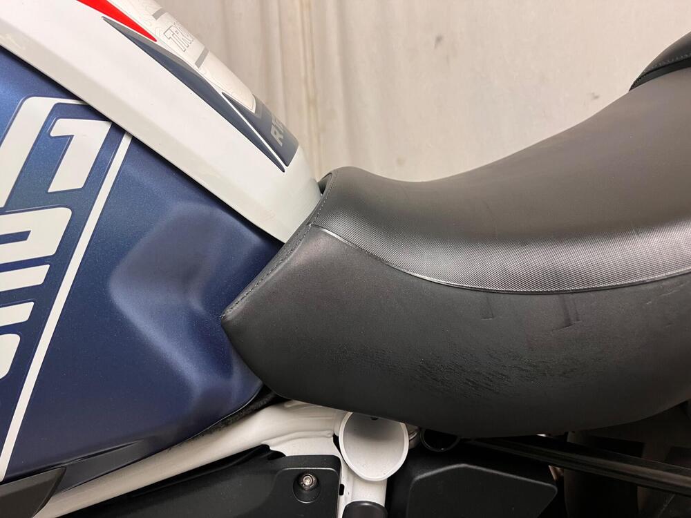 Sella moto originale bmw ribassata (11)