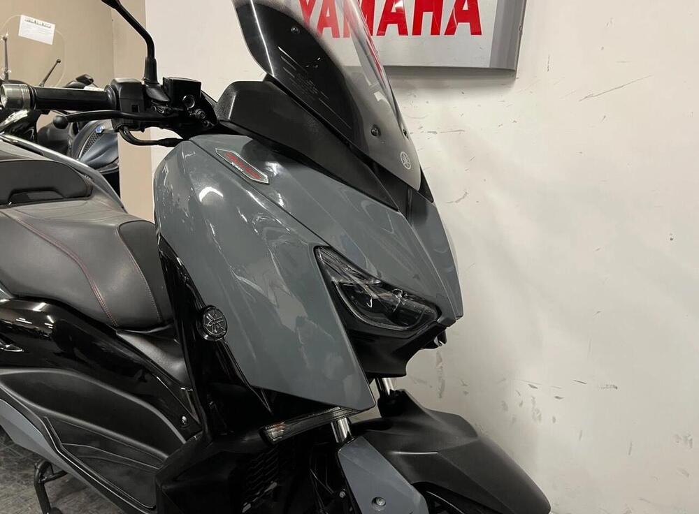 Yamaha X-Max 300 Tech Max (2021 - 24) (2)