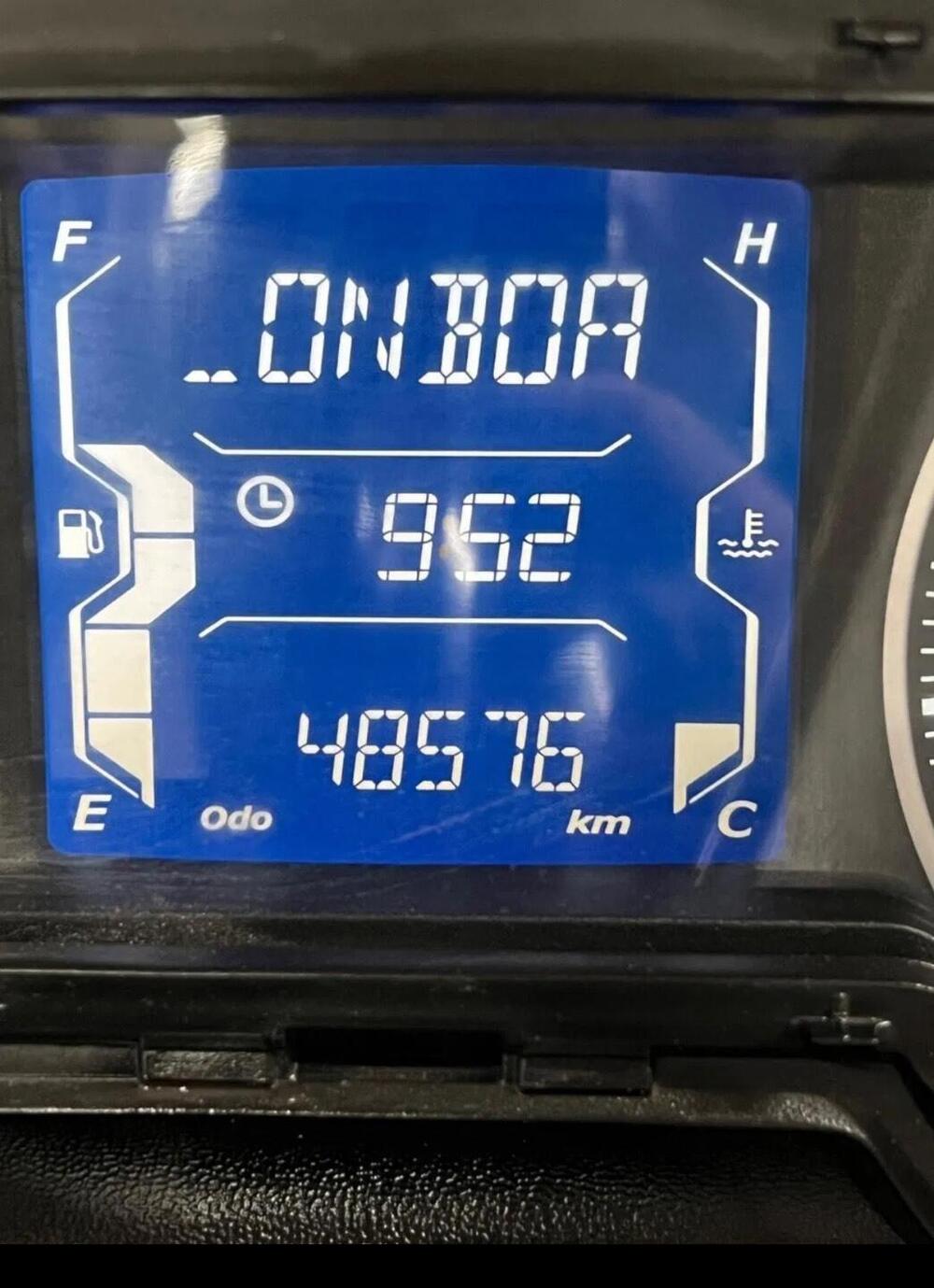 Yamaha X-Max 300 Tech Max (2021 - 24) (9)