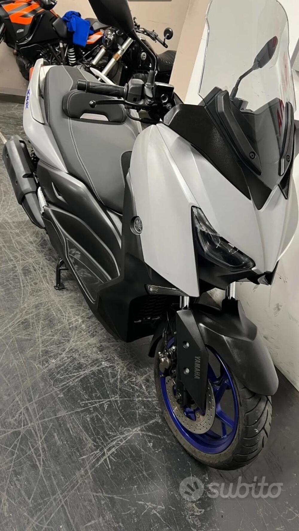 Yamaha X-Max 300 (2021 - 24) (10)