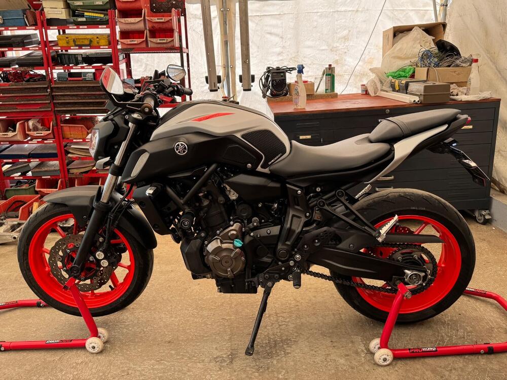 Yamaha MT-07 (2018 - 20) (3)